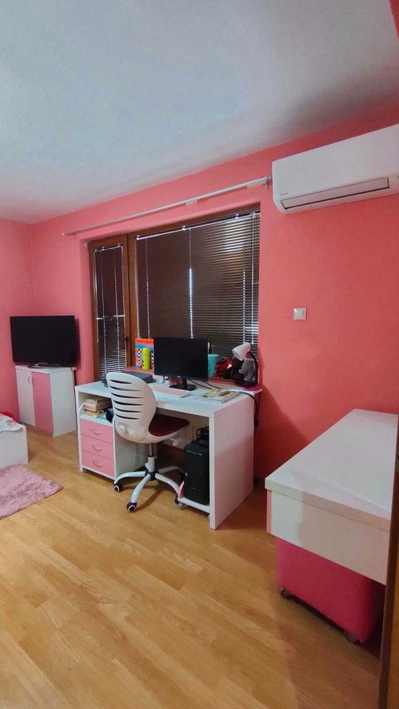 Продава се Многостаен апартамент в Видин, Крум Бъчваров - 140 кв.м за 1050 €/кв.м - Снимка #8