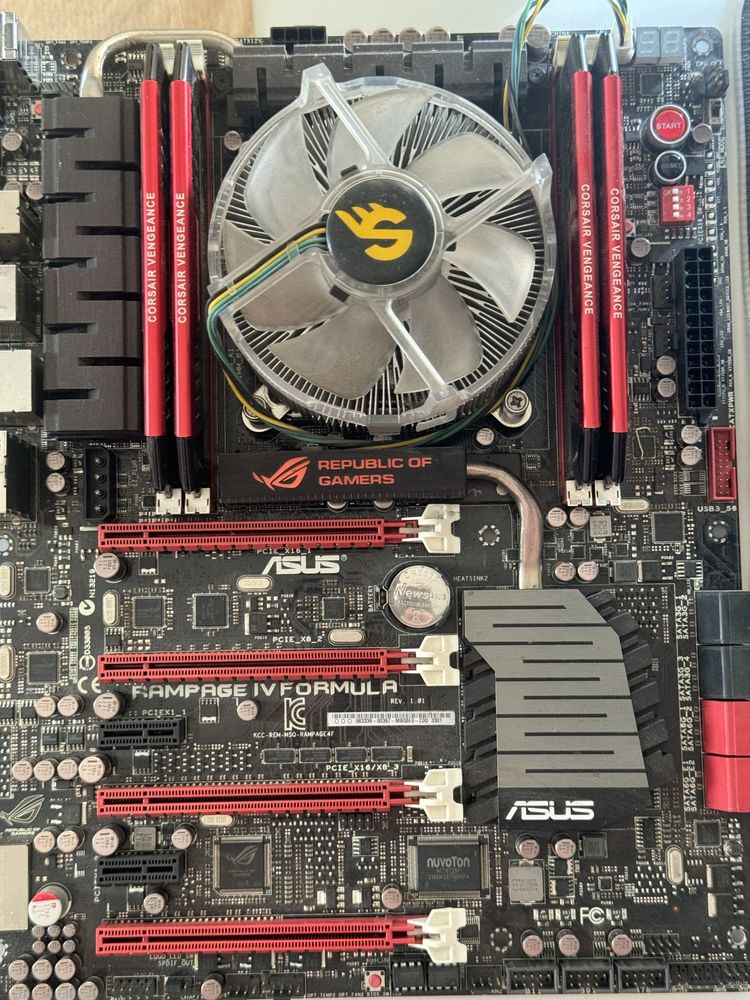 Дънна платка ASUS Rampage IV Formula