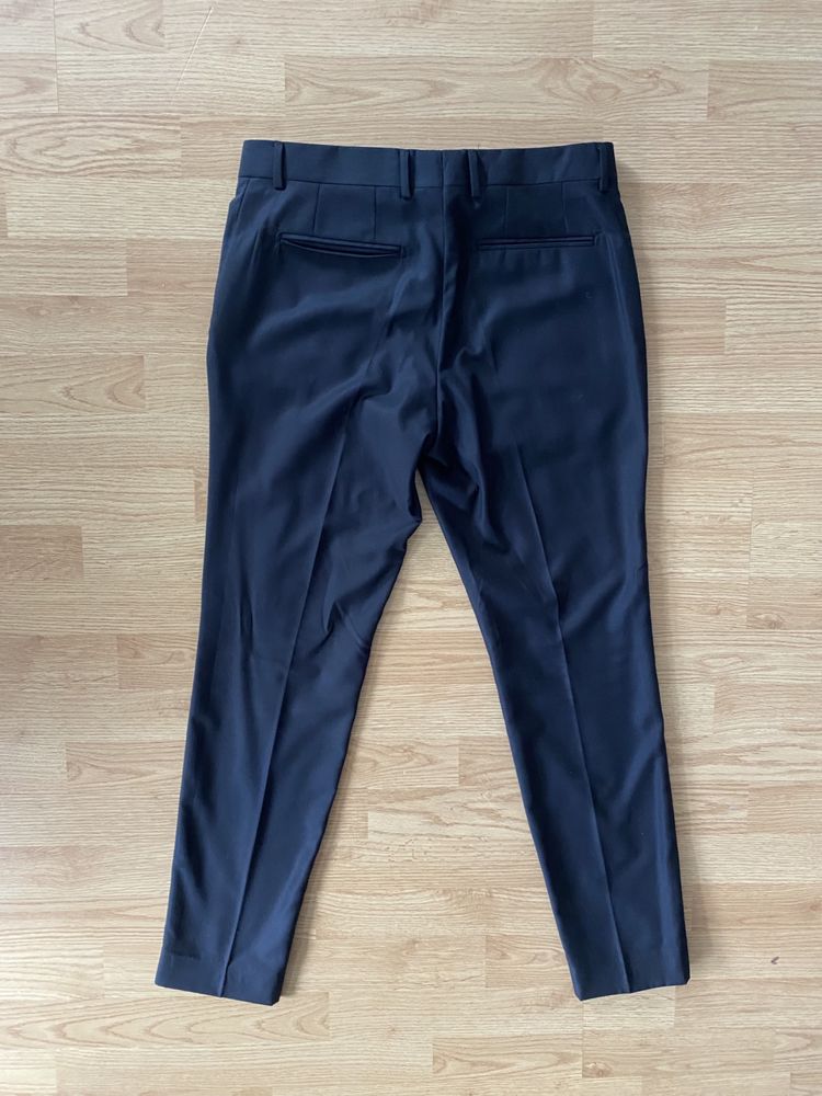 Pantaloni de stofa