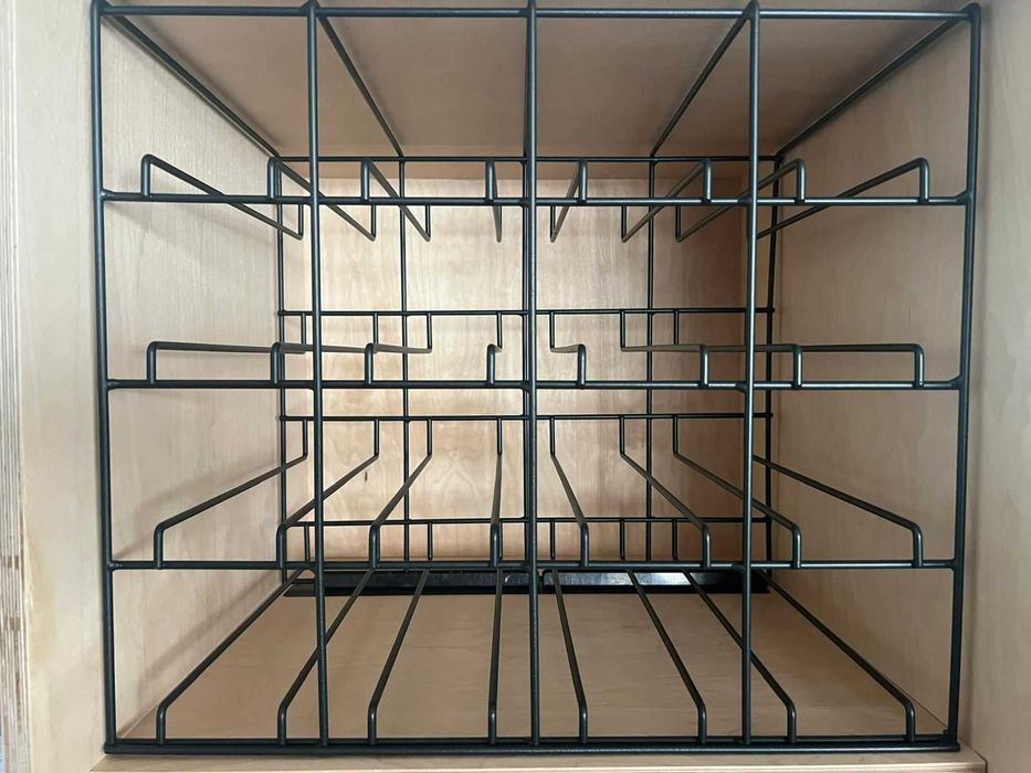 Rafturi profesionale pentru băuturi alcoolice