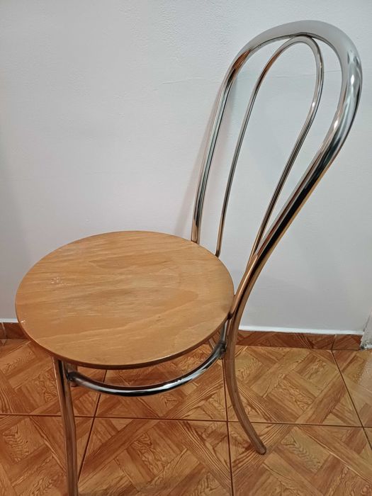 Vand masa si doua scaune