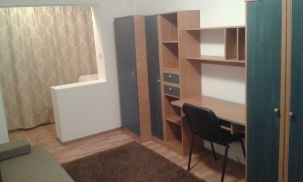Spitalul Judetean, apartament 1 camera, decomandat, utilat