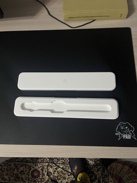 Продам коробку от эпл вотчей