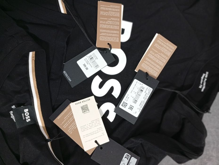 HUGO BOSS,Unisex.Tricou cu imprimeu logo, Original.marime:M și L