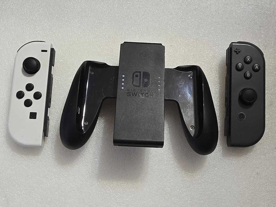 Set 2 x Controller Joy-Con NINTENDO Switch, alb-gri +suport controller