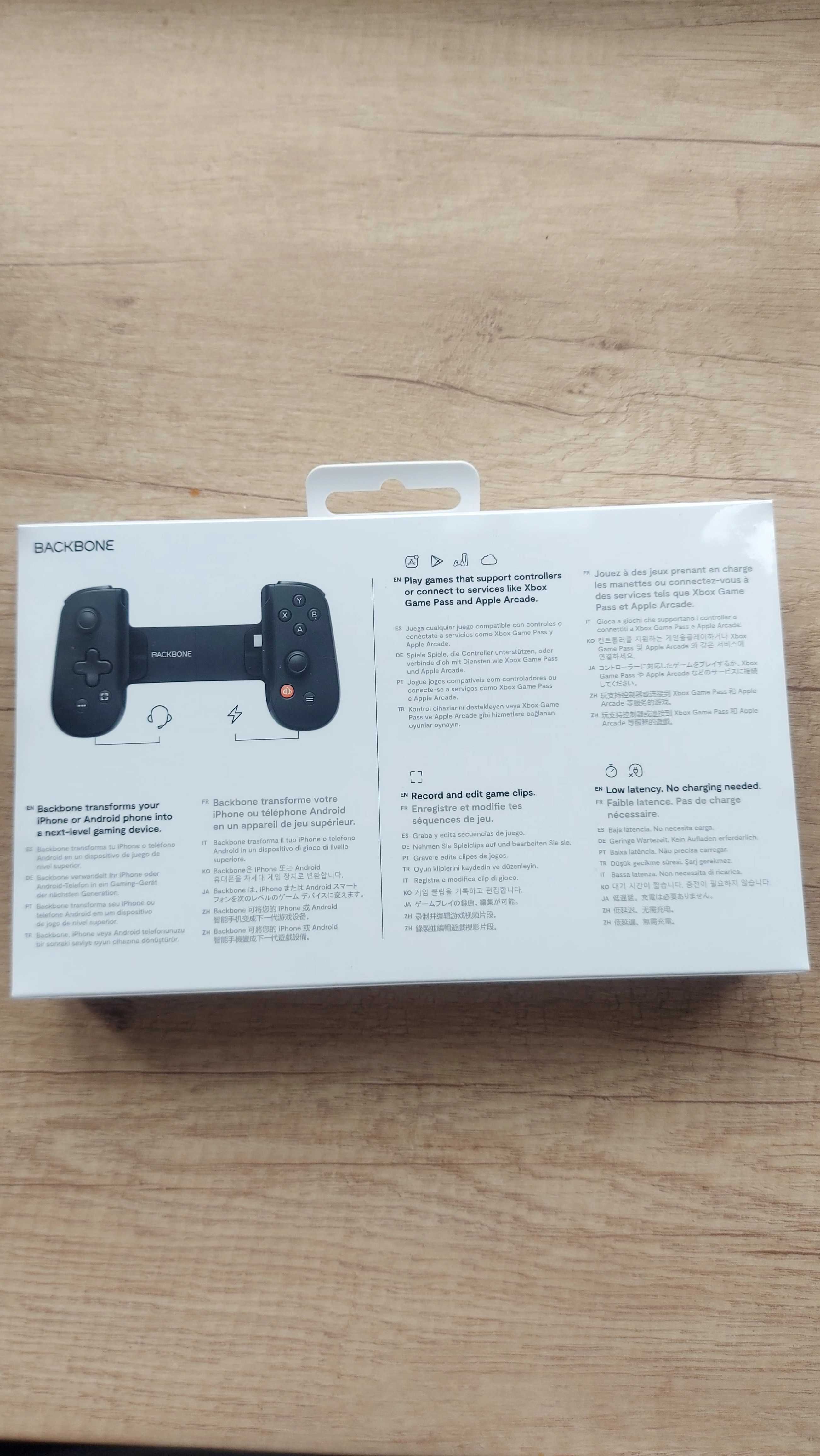 Контролер BACKBONE / USB-C + калъф