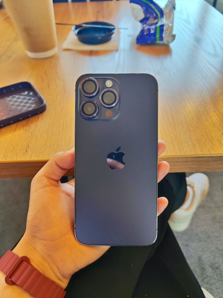 iPhone 14 pro max
