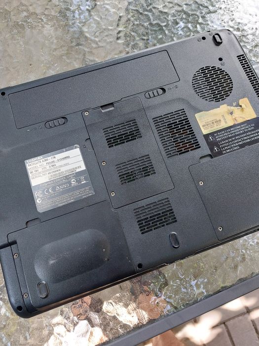 Toshiba pentru piese