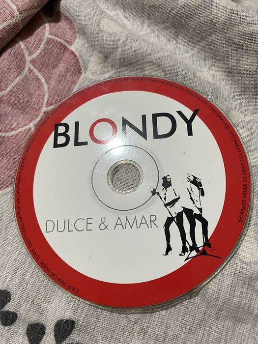 Cd-uri si casete vechi