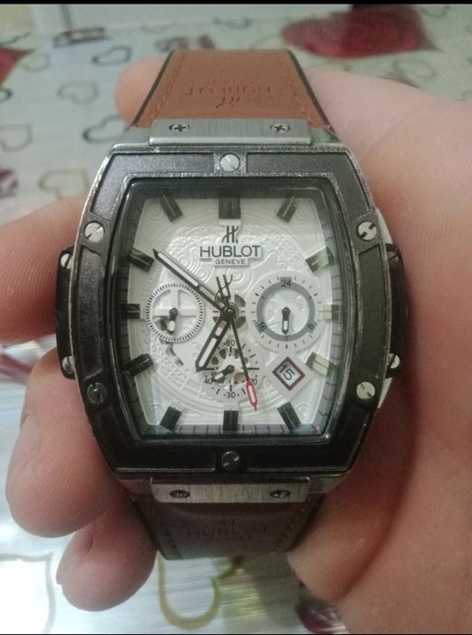 Продам часы Hublot Geneve Spirit of Big Bang