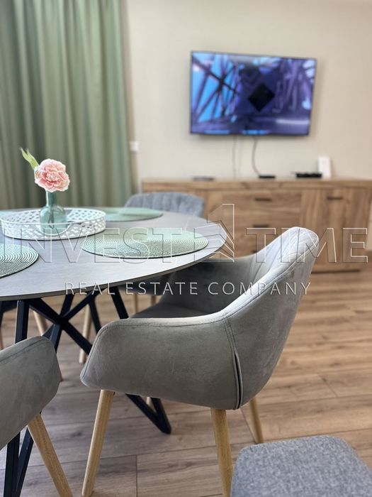 Дава се под наем Двустаен апартамент в к.к. Св.Св. Константин и Елена - 65 кв.м за 510 € - Снимка #5