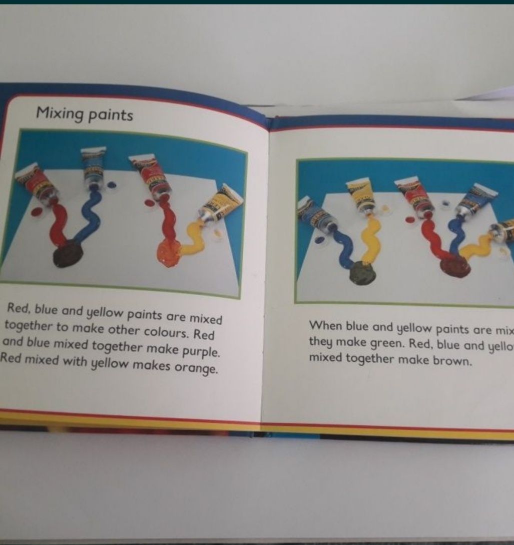 Carti despre culori in limba engleza