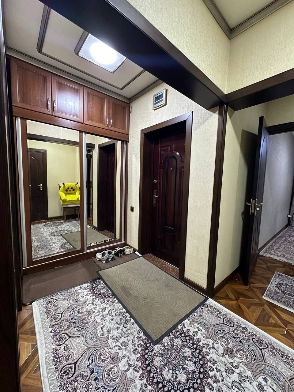 Yunusobod 15 mavze 3 xona 3 etaj 9 etajli sotiladi