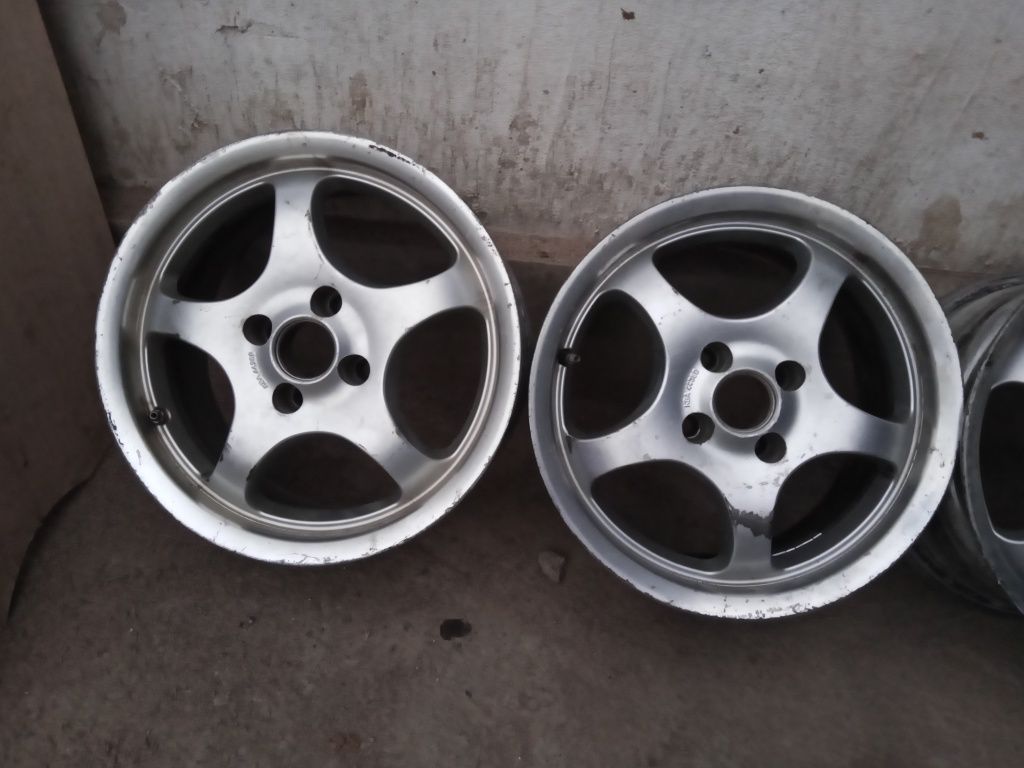 Продам титановые диски r15
