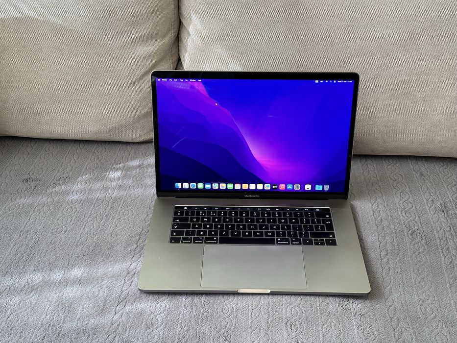 Отличен 15.4’ Core i9/32GB Ram/Macbook Pro 15’ 2019/1TB SSD/Radeon 4GB