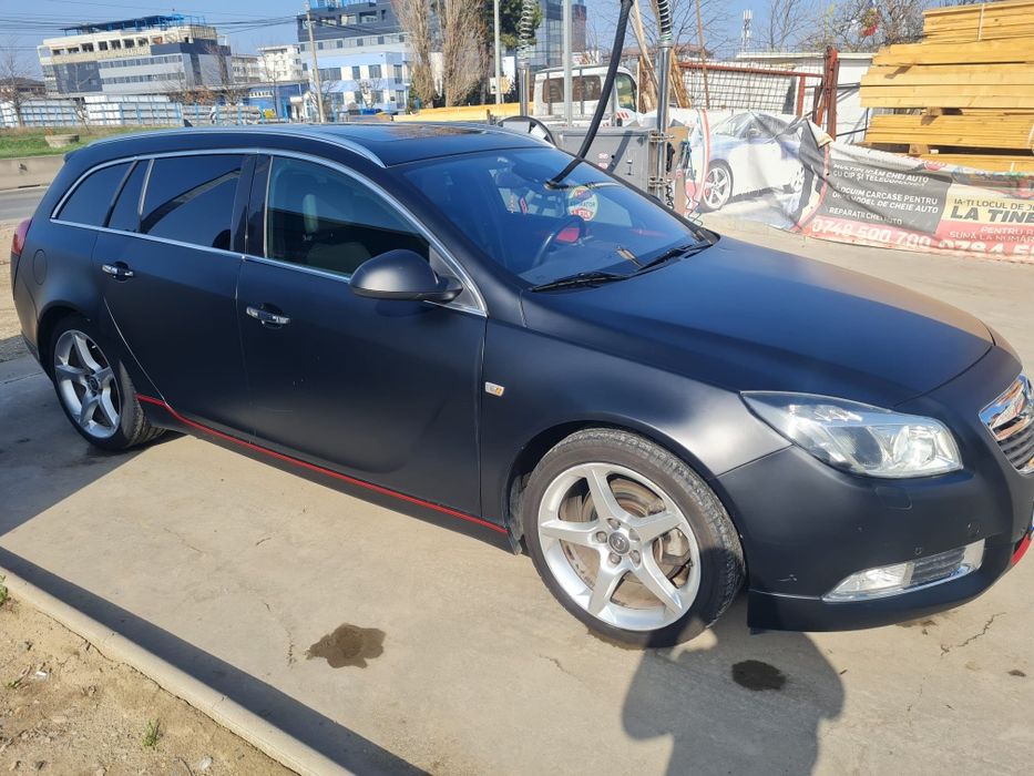 Vând Opel Insignia 2012 2.0 diesel Biturbo Automat Full Options