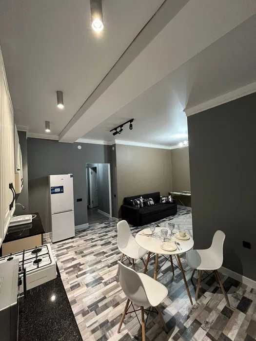 Срочно сдам 2-х ком евро квартиру в Мирабадском районе Grand mir 894*