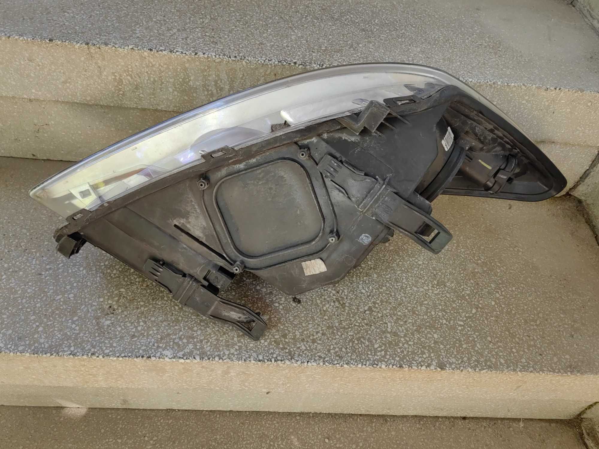 Фарове Ford Focus 07-11г. / Фарове Форд Фокус Оригинални