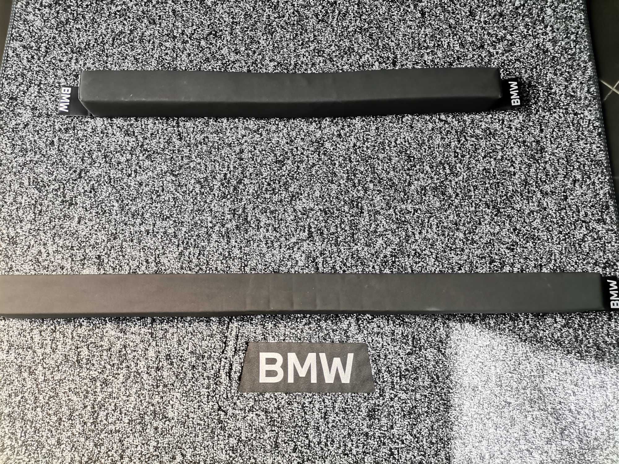 БМВ Стелка за Багажник Оригинал BMW X1 U11 X2 U12 51475A50924
