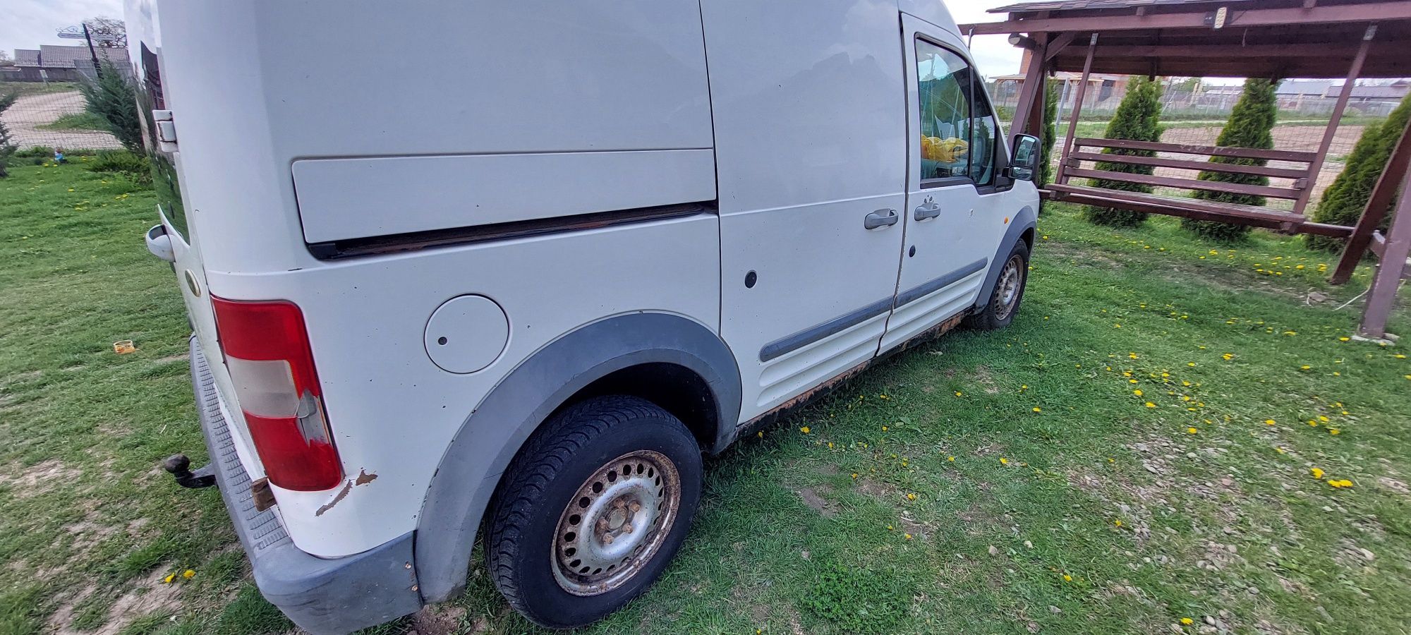 Vând Ford transit conect