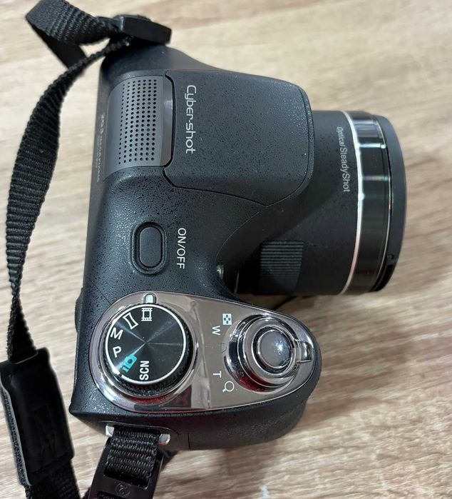 Фотоапарат Sony Cyber-Shot DSC-H300