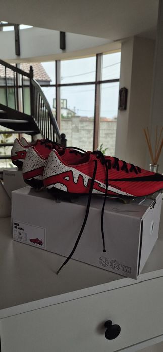 Ghete fotbal crampoane Nike Mercurial personalizate