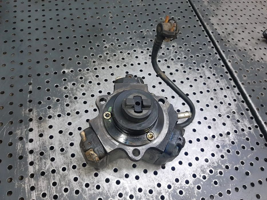 pompa injectie 2.0crdi  hyundai santa fe tucson elantra trajet kia sportage carens 0445010038 33100-27000
