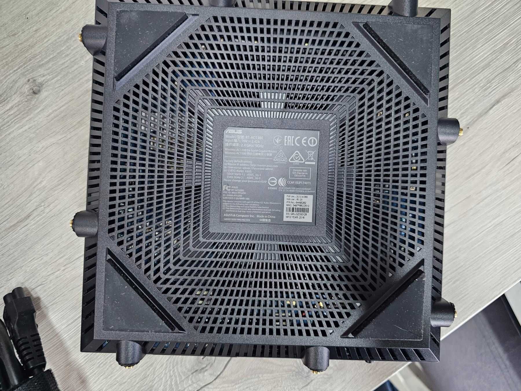 Безжичен рутер  ASUS RT-AC5300 + Безжичен адаптер ASUS USB-AC68