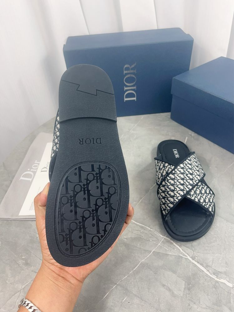 Papuci/Slapi Dior Calitate Premium
