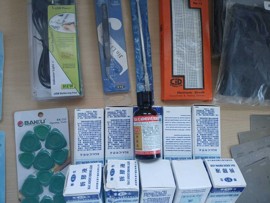 Set complet de unelte și consumabile pentru reparații electronice
