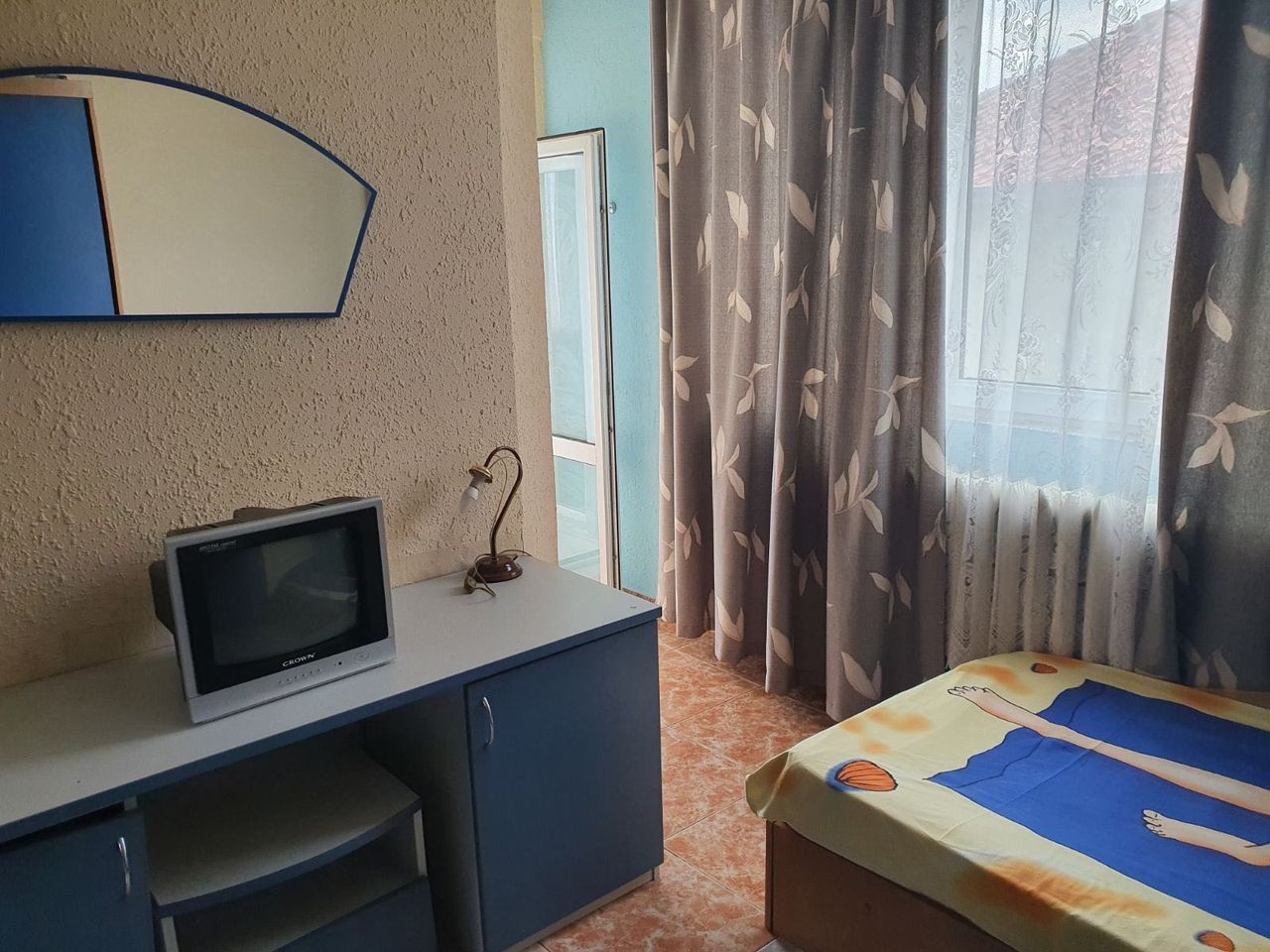 Продава се Къща в Велико Търново, Колю Фичето - 340 кв.м за 883 €/кв.м - Снимка #2