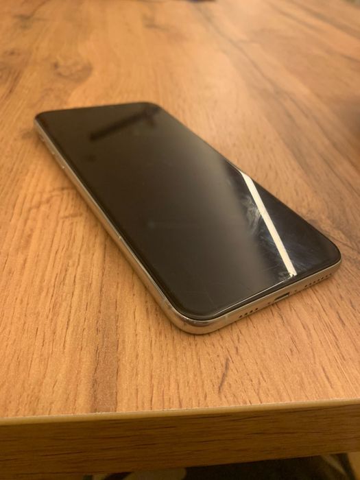 IPhone 11pro max 256gb можно свой телефон обмен сделать с доплатом
