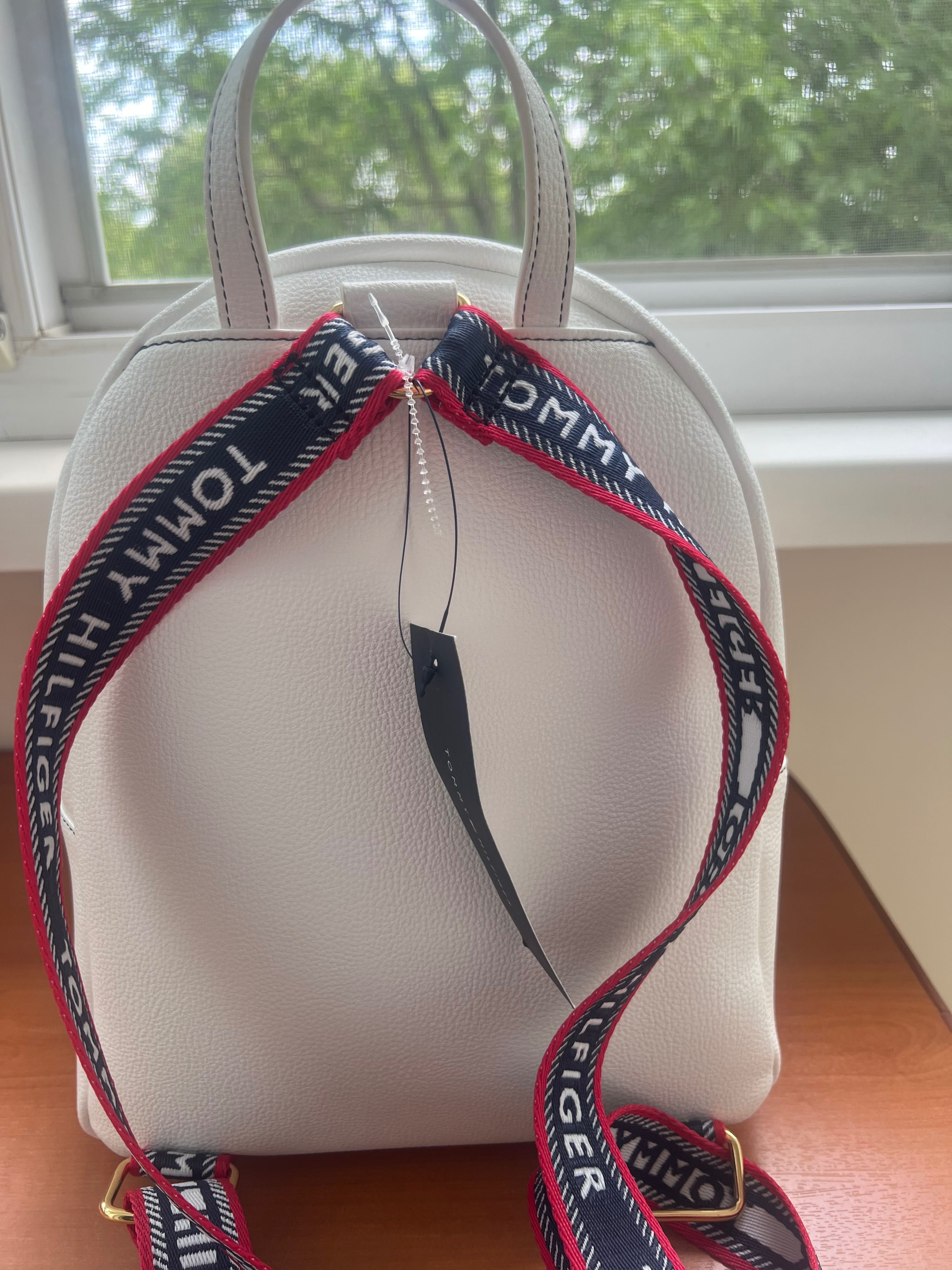 НАМАЛЕНИЕ 159 лв не 229 лв Tommy Hilfiger оригинална раница
