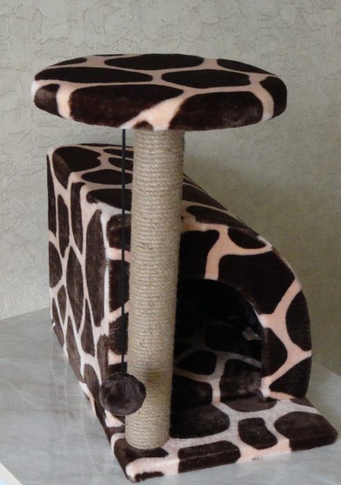 Домик для кошки с когтеточкой