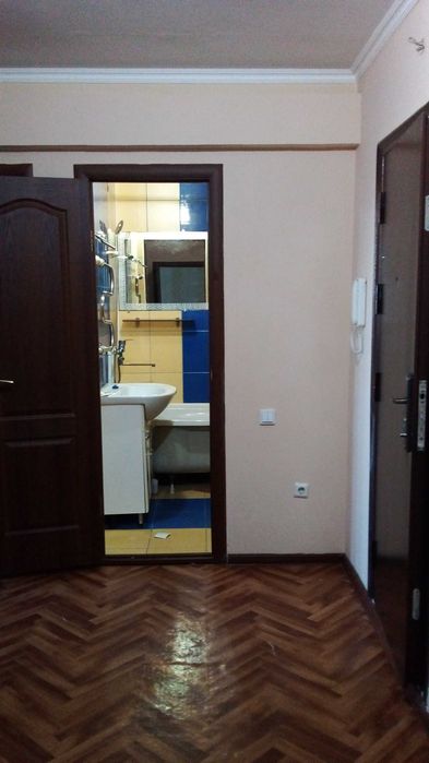 сдается  2 комн. квартира на длительный срок