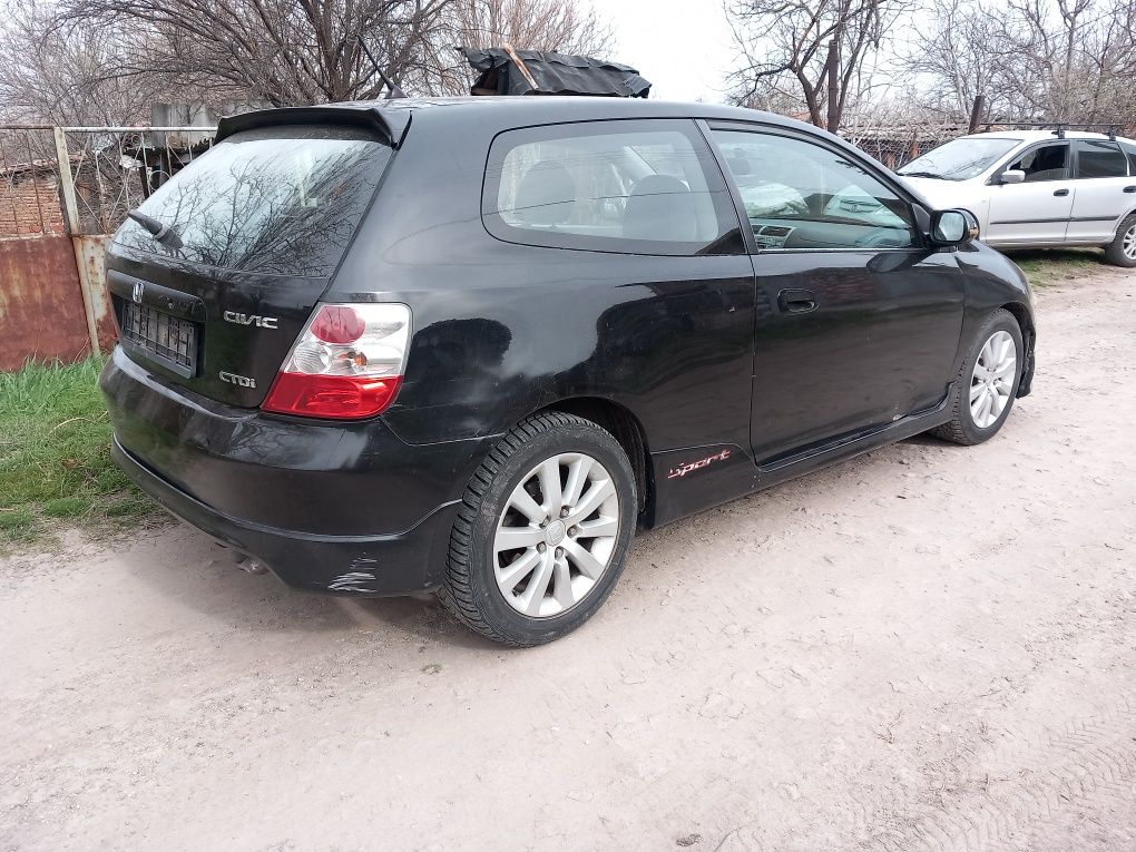 Honda Civic 2005г Фейс