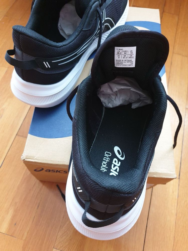 Asics маратонки за бягане и ходене