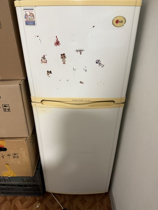 Холодильник состояние отличное