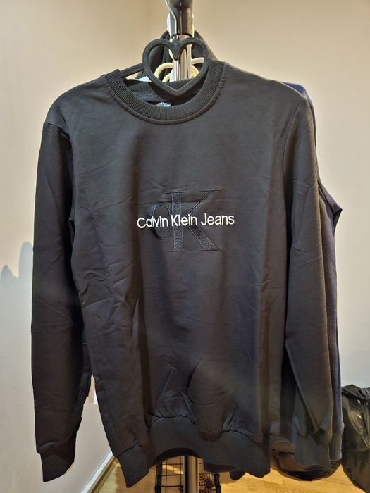 Vând bluze treninguri  geci mai multe modele