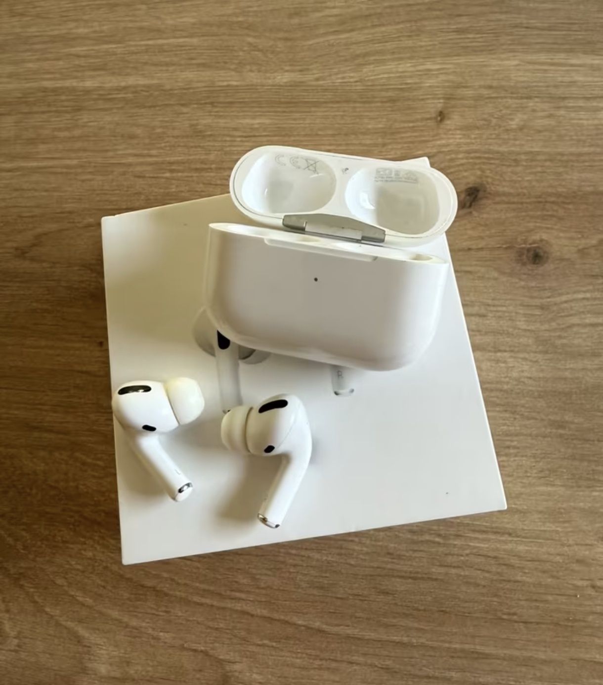 Apple AirPods 3 – като нови