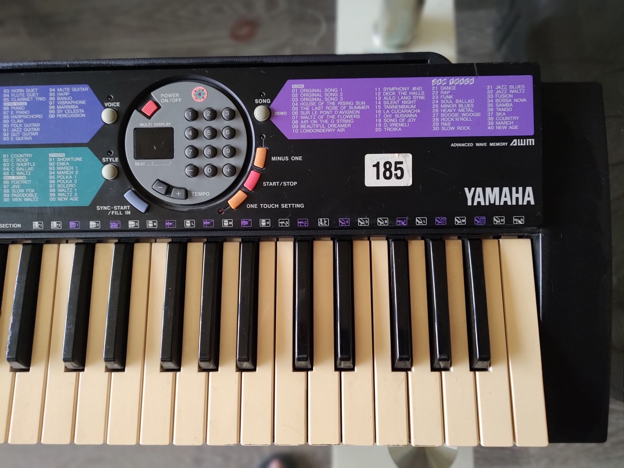 Синтезатор YAMAHA