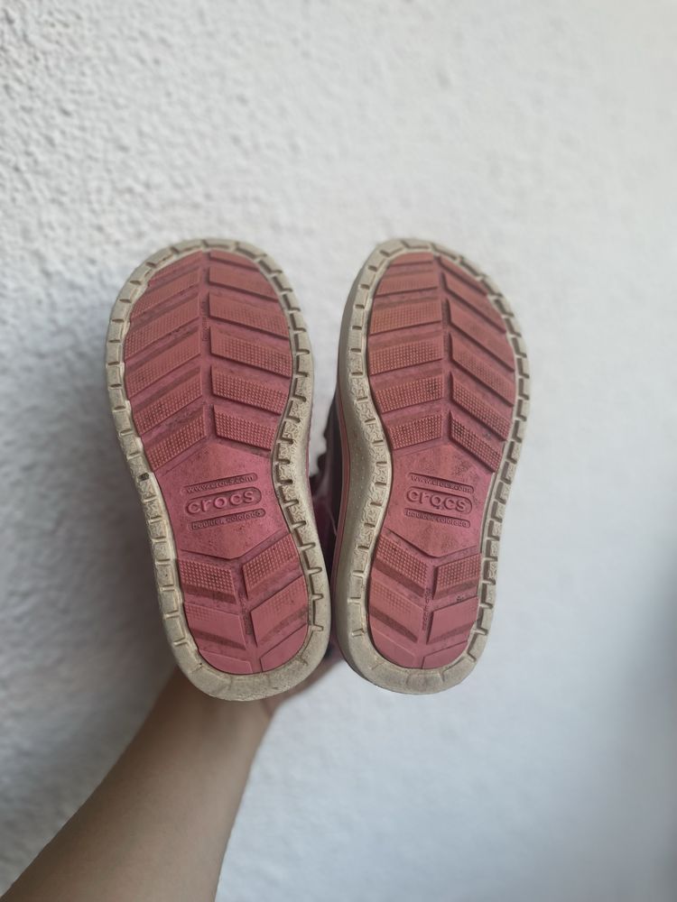 Комплект Crocs боти 26-27, гуменки и шапка
