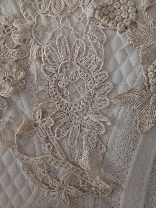 Mileuri si fete de masa din  macrame