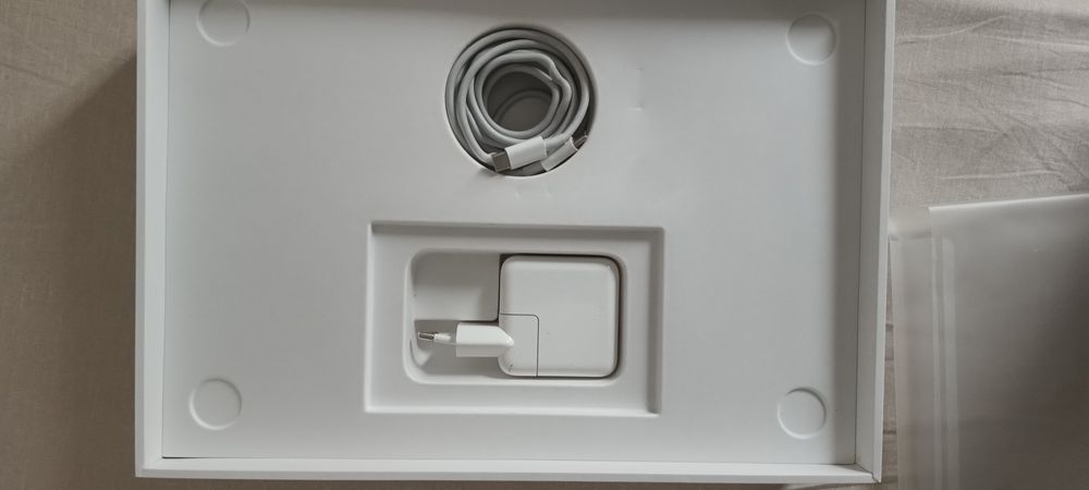 Laptop MacBook Air M1