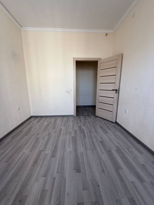 Motrid zudlik bilan sotiladi 3 xonali