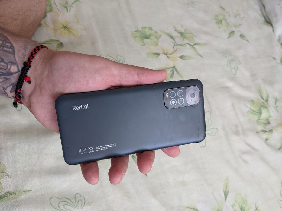 Телефони за части или за ремонт