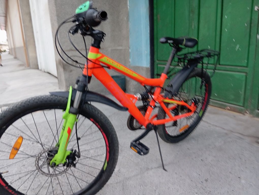 Velosiped "AIST" sotiladi