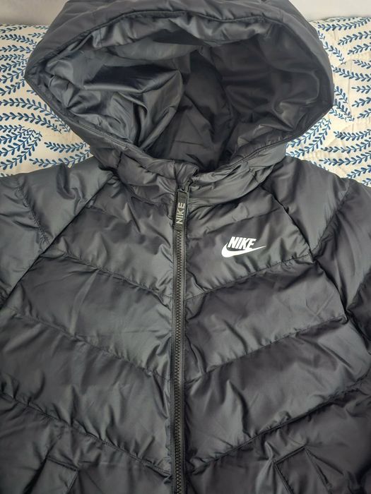 Оригинално ново детско яке Nike