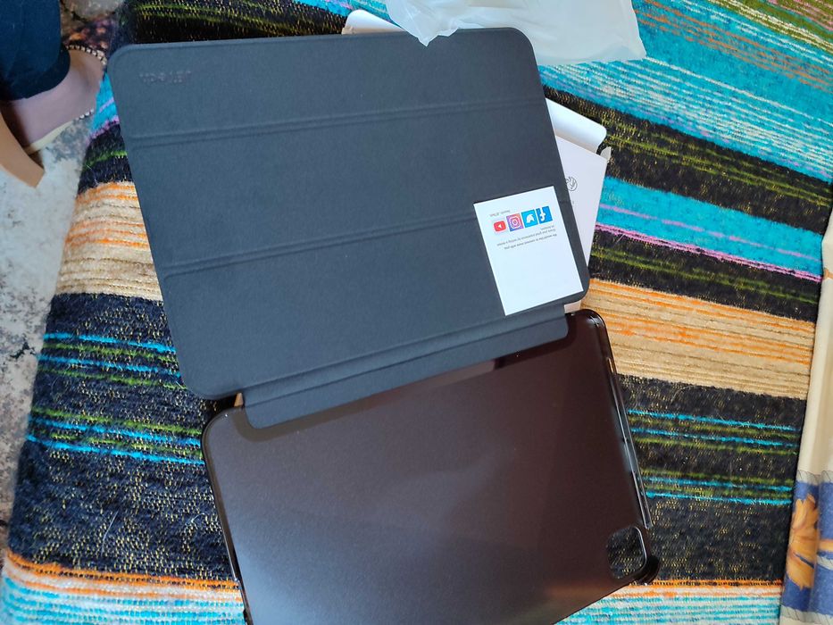 Кейс за айпад 11 инча нов , неизползван