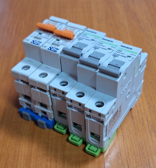 Автоматични прекъсвачи бушони